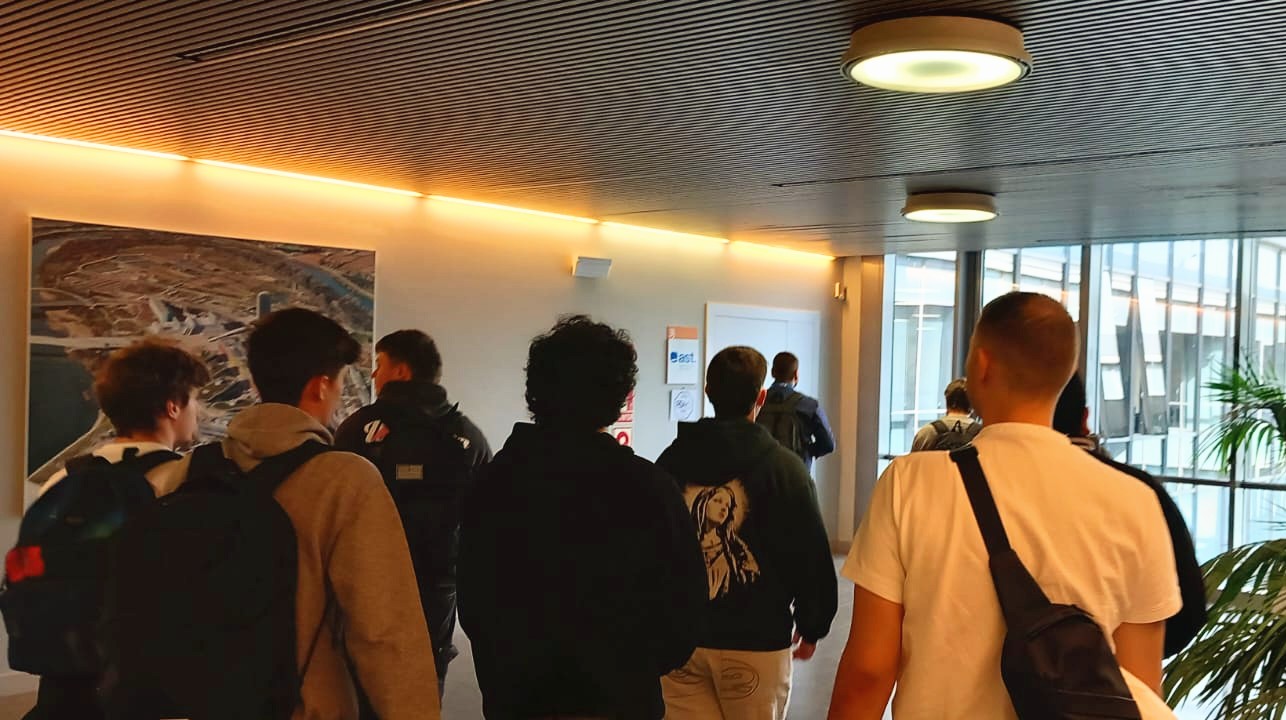 Visita del IES José Mor de Fuentes para conocer Aragón Open Data